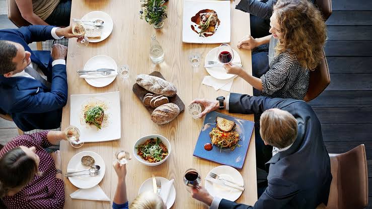 Dîner professionnel